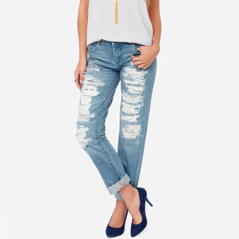 Blank NYC Galaxy Distressed Boyfriend Jeans